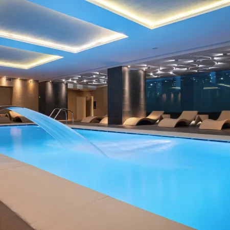 Kronwell Brasov Hotel