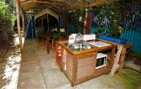 Black Cockatoo Lodge
