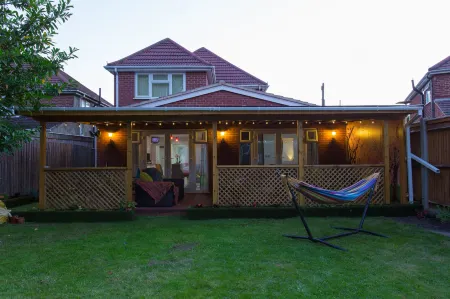 Langley Guest House Nr Pinewood Studios