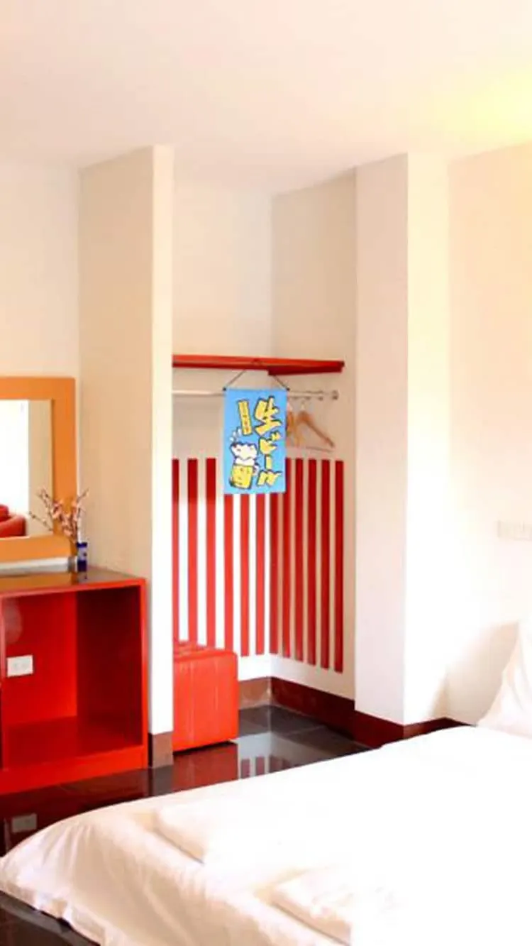 ห้องดีลักซ์ เตียงใหญ่ 1 เตียง