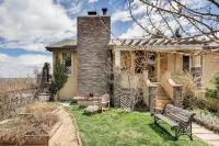 Expansive Luxury in Central Home With Downtown Views Hotels near Flatirons