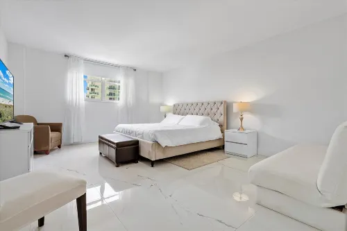 Direct Ocean View and Pool Access - Amazing Sian Condo Retreat