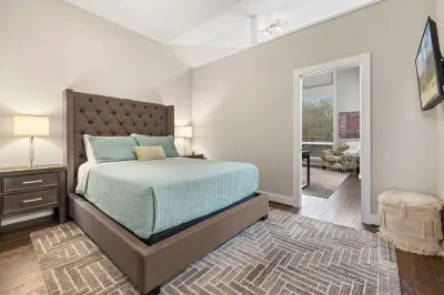 Steps to Frisco Trail and Mill District Dining - Cozy Modern Retreat