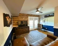 Sunset Decks and Whirlpool Tub - Charming Coastal Retreat