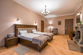 Hotel Imperial House