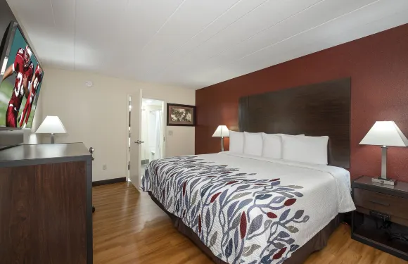 弗裏霍爾紅屋頂酒店