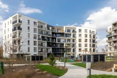 Platinum Apartments Hotels near LA VITA