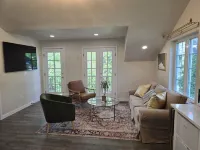 Luxury 1-bedroom condo in fabulous Denver with WiFi, AC