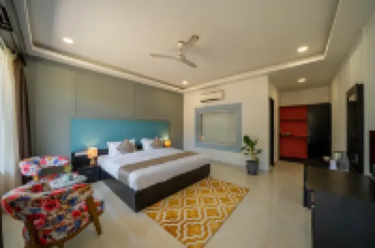 Koko Maya by Stone Wood, Morjim