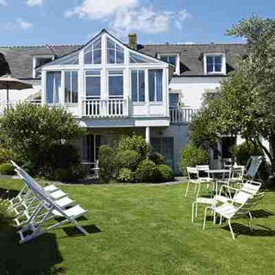 Le Lodge Kerisper Hotel Exterior