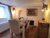 Cruck Cottage