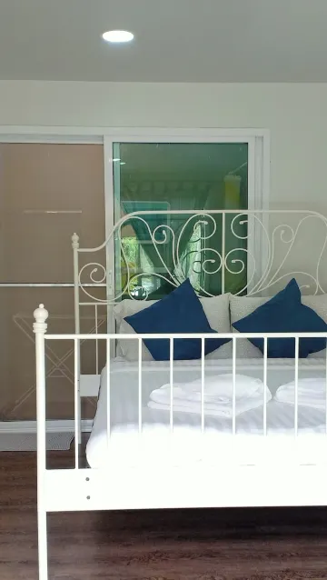 บังกะโลว์ห้องไม่สูบบุหรี่(เตียงควีนไซส์)