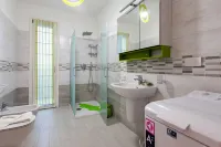 Fiera Milano Flat with Garage Hotels in Pero