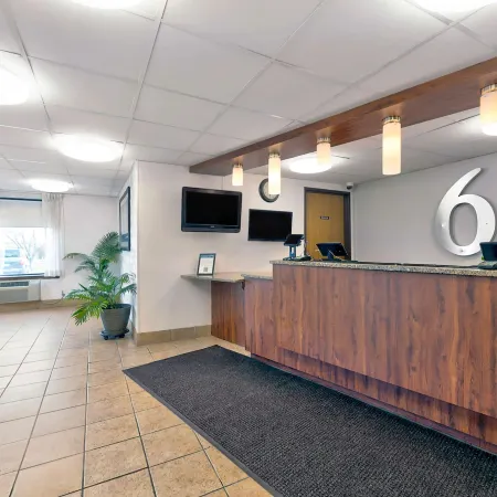 Motel 6 Cedar Rapids, IA - Airport