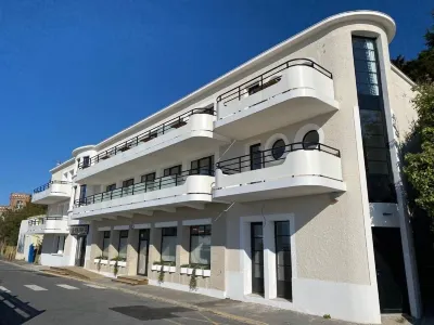 Le Paquebot Hotels in Pennedepie