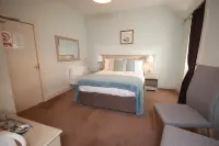 Inglestone House Guest House โรงแรมใน