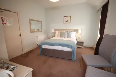 Inglestone House Guest House Hotels in 