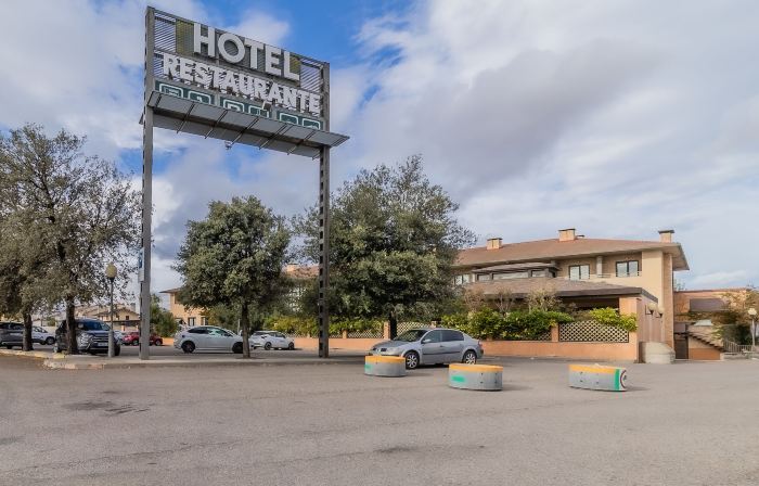 HOTEL ALHAMA