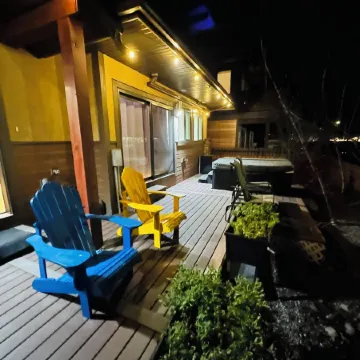 P1 - Private Hot Tub - 3 Bedroom Home - Mountain View