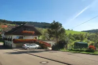 Landgasthof Hirschen Untermettingen Hotels in Waldshut-Tiengen