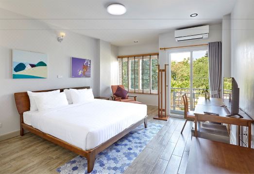 4. 셰 뷔르 - 뷔..