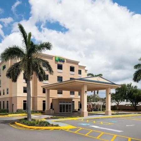 Holiday Inn Express & Suites BOYNTON BEACH WEST by IHG