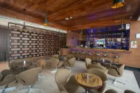 Sotis Boutique Resort Hotel Kupang - bar