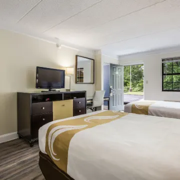 Quality Inn Hotels near Memorial Stadium