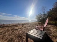 Bartlett Bluebonnet steps From Lake Sam Rayburn