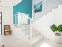 Blue-sky penthouse Hotels in Tower Isle