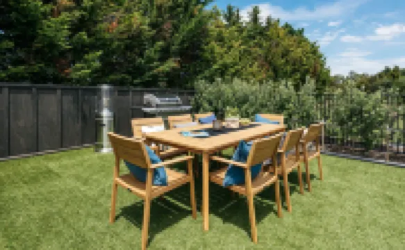 Villas Waiheke Hotels near Stonyridge Vineyard