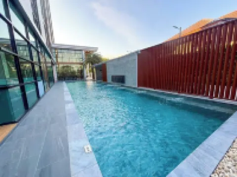 โรงแรม ดิ เอสเซ้นซ์ จันทบุรี โรงแรมในอำเภอเมืองจันทบุรี