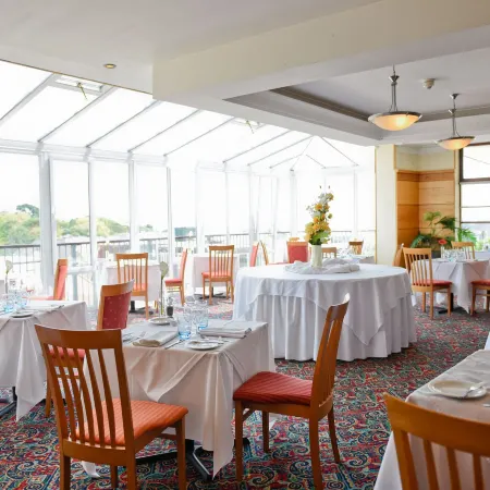 The Riviera Hotel & Apartments - Alum Chine