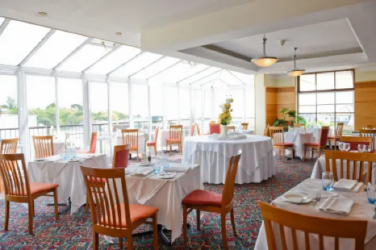 The Riviera Hotel & Apartments - Alum Chine