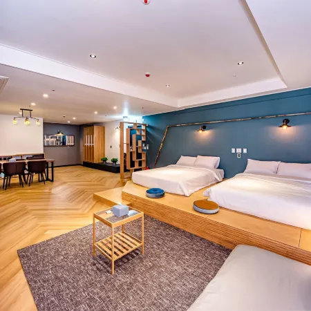 The Jade Hotel