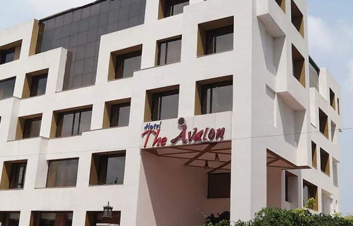 The Avalon, Durg