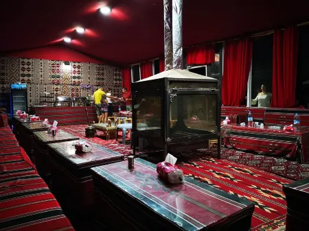 Beyond Wadi Rum Camp Отели в г. Aqaba Qasabah District