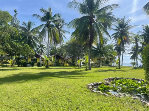 Malai Asia Resort Hotels in Thap Sakae