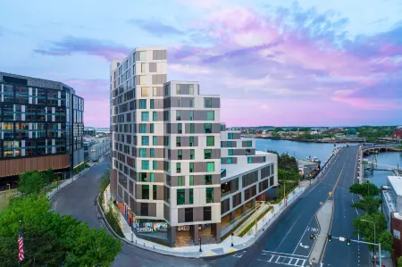 Homewood Suites by Hilton Boston Seaport District Отели рядом с достопримечательностью «Харпун Брюэри»