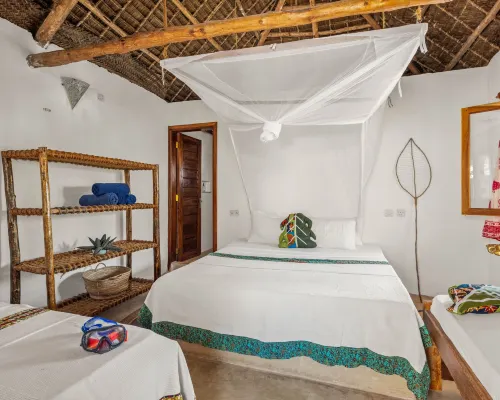 Shanuo Beach Bungalows Hotels in Pingwe