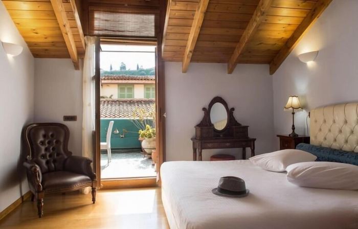 Kyveli Suites
