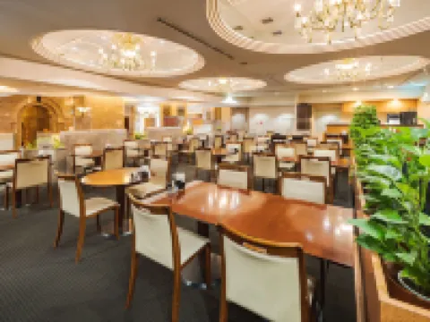 Kurashiki Royal Art Hotel Hoteles en Kurashiki