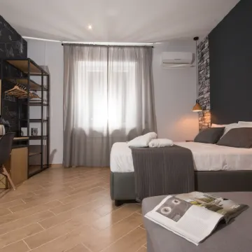 Eco di Napoli Hotels near Arturo Collana Stadium