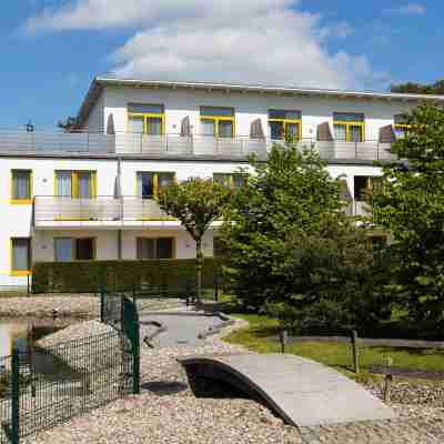 Resort Hotel IV Jahreszeiten Zingst Hotel Exterior