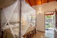 De Silva Palm Resort Hotels in Kudawa