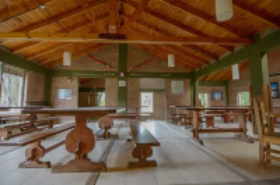 德格賽皮尼瑞旅館 埃爾卡拉法特酒店