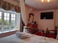 The Weary Friar Inn Hotels in Saltash