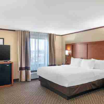 Comfort Suites Manhattan Rooms