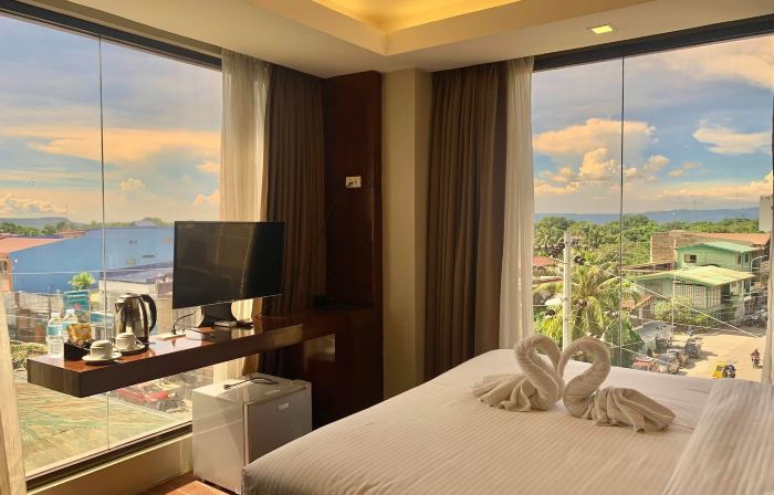 Treasure Island Hotel