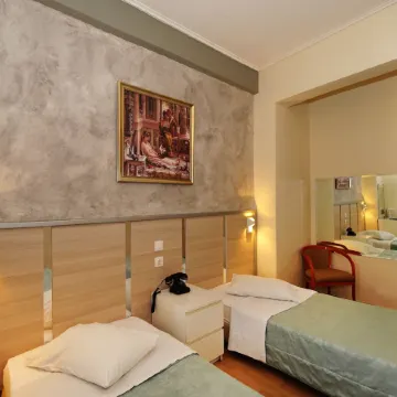 Socrates Hotel